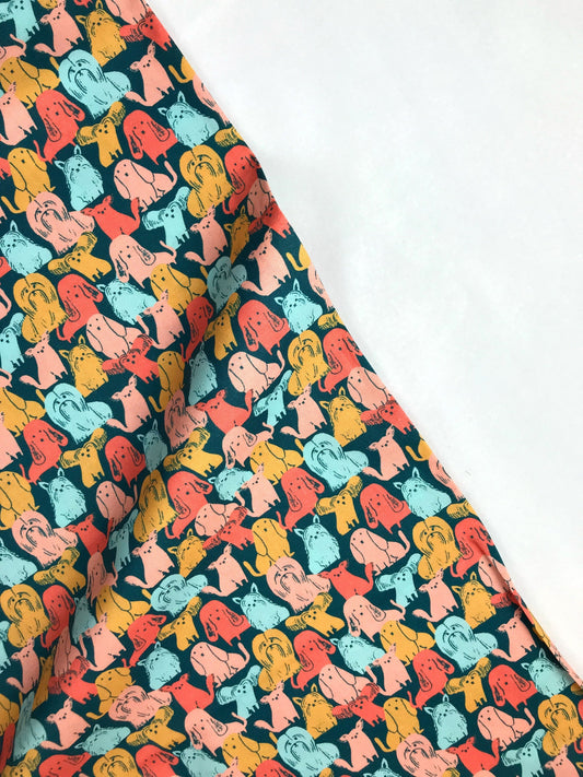 Dog Breeds Multi Best in Show Bikini sous la Pluie Paintbrush Studio Fabric 100% Quilters Cotton 120 2021557 Fabric Fetish