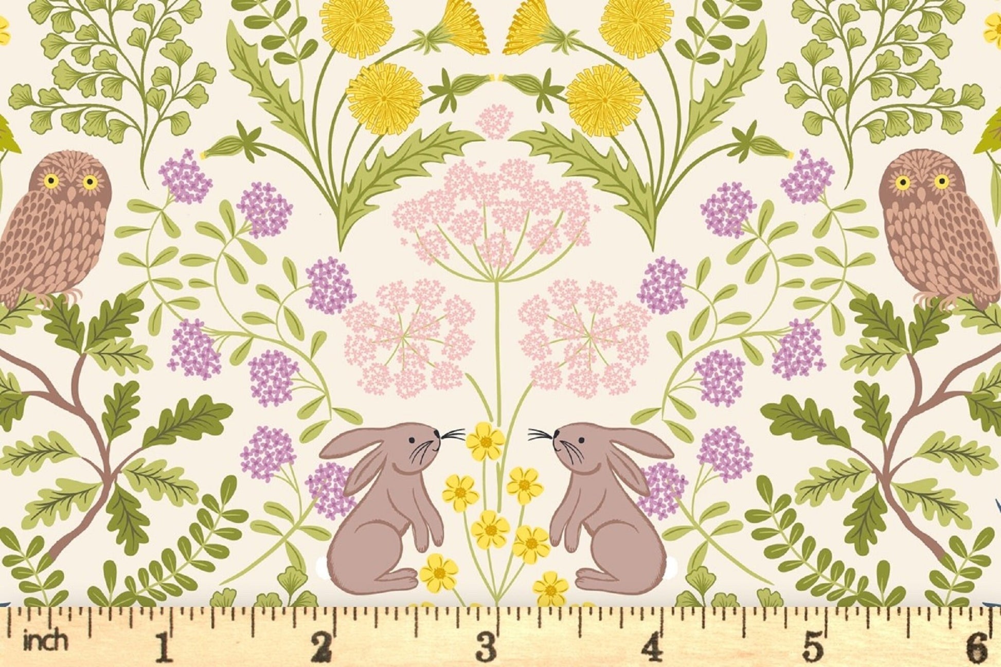 Clearbury Summer Cream - Clearbury Down - Lewis and Irene - 100% Quilters Cotton A813-1 fabric fetish