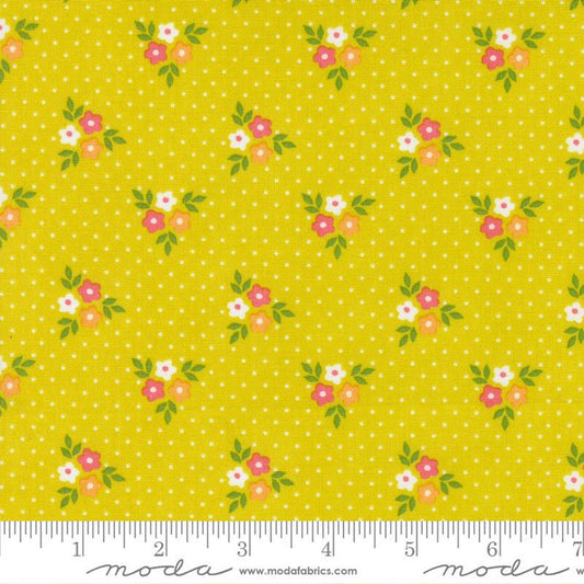 Strawberry Lemonade Lemonade Strawberry Lemonade Sherri & Chelsi Moda Fabric Fetish