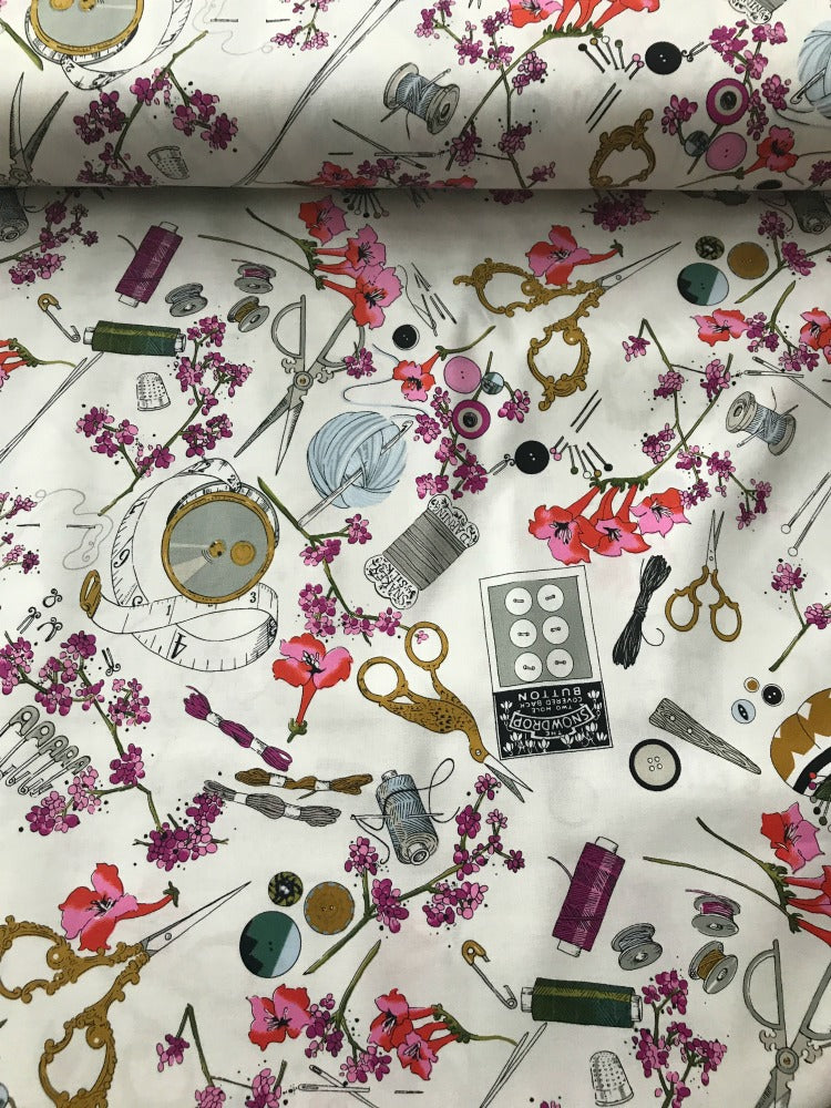 alexander henry fabrics the ghastlies a ghastlie nation snapdragon Fabric Fetish
