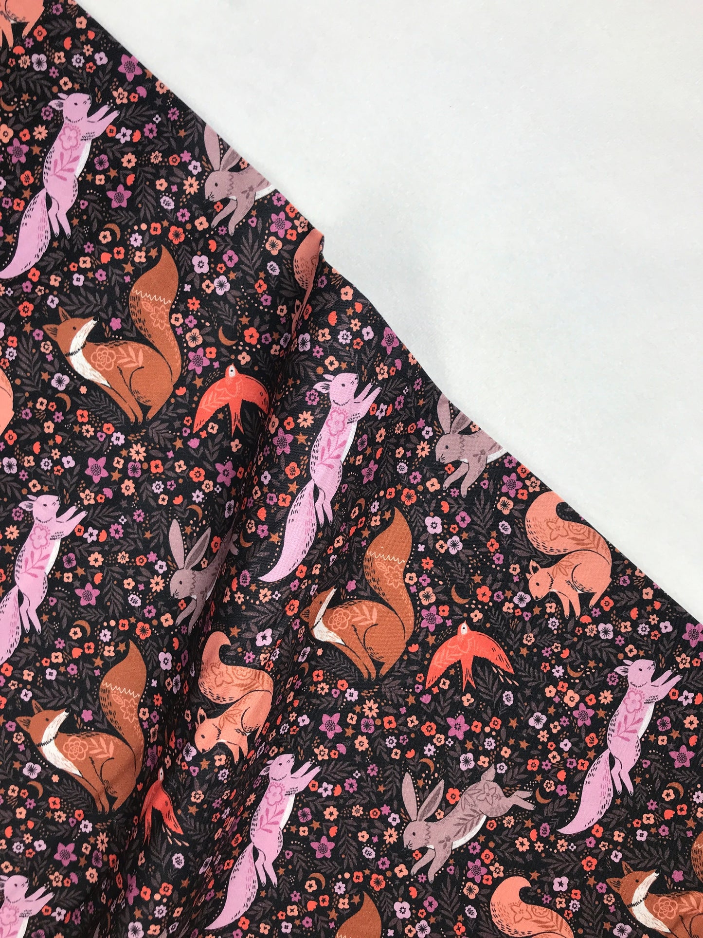 dashwood studio wild bethan janine flower friends quilters cotton wild1924 Fabric Fetish