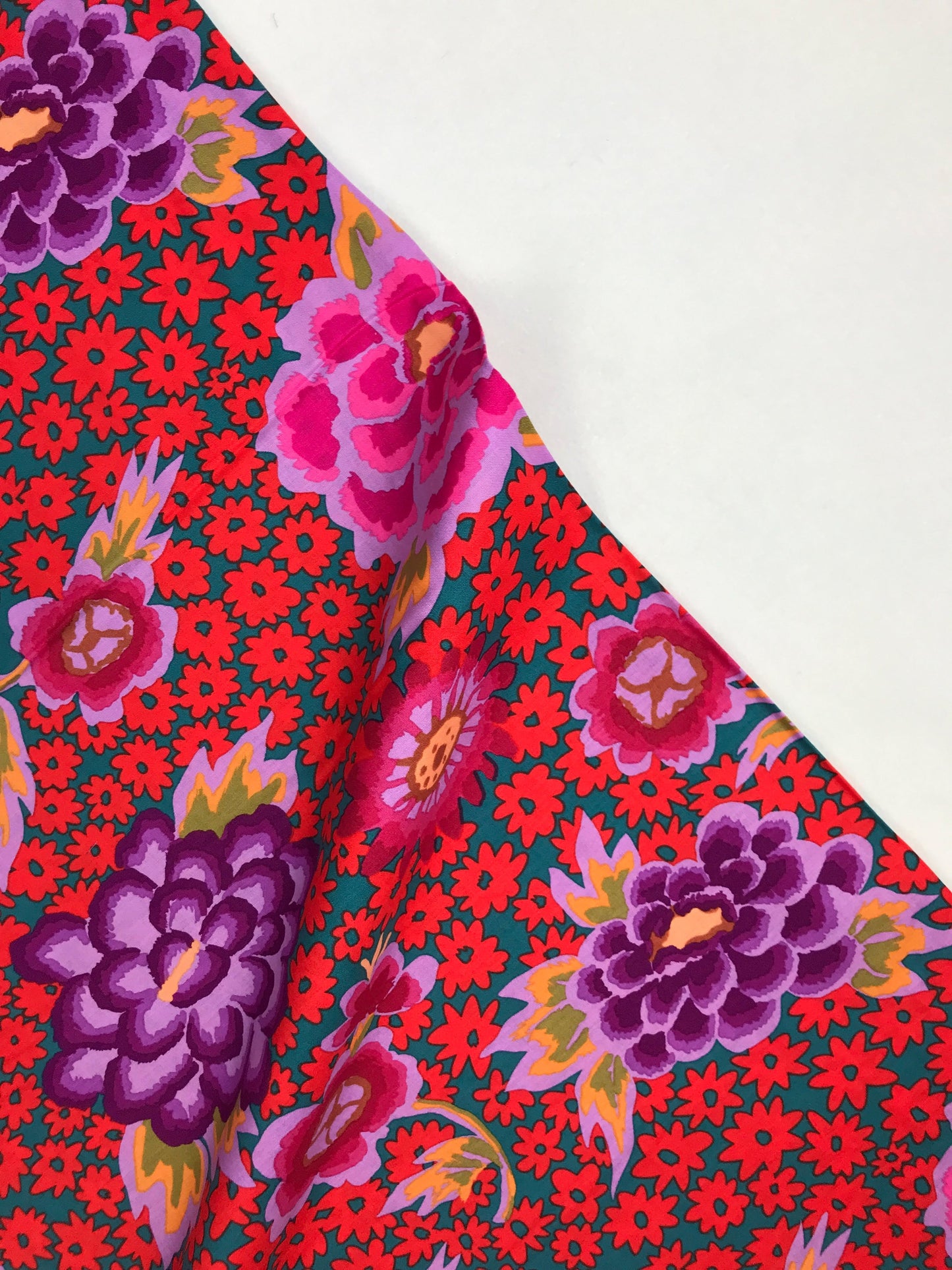 Charlotte Red - Kaffe Fassett - Freespirit Fabrics 100% Quilters Cotton