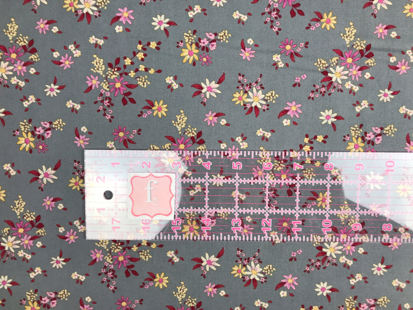 tilda fabrics chic escape daisyfield grey Fabric Fetish