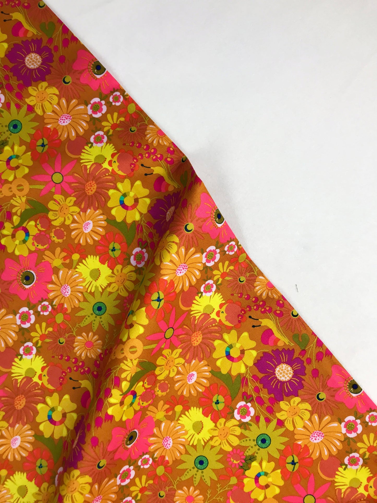 andover fabrics between alison glass open eye amber Fabric Fetish