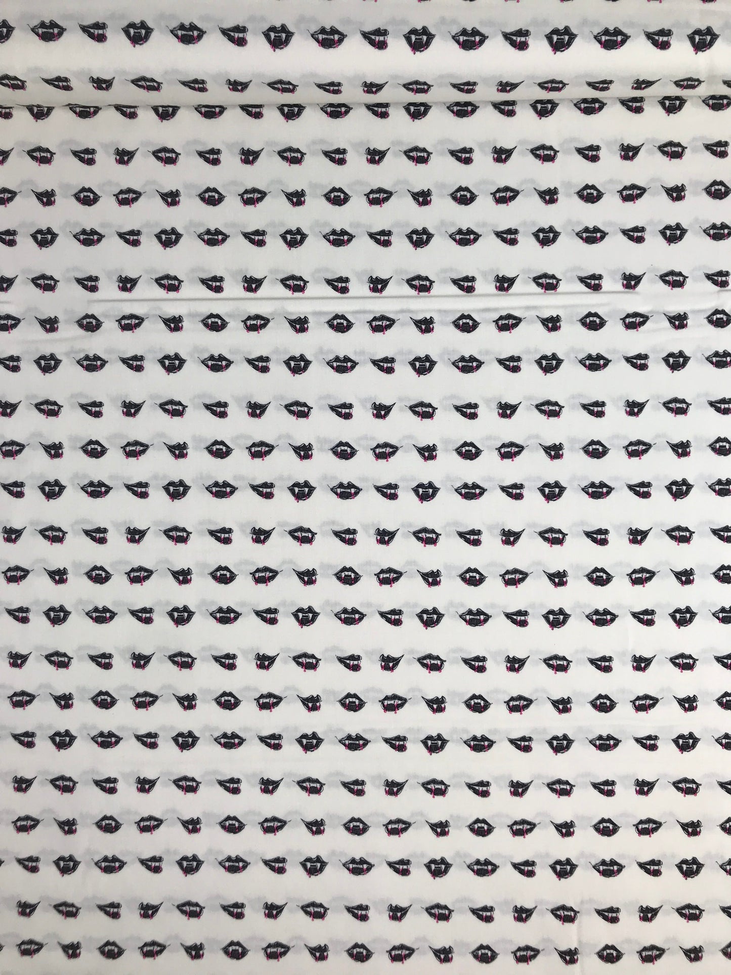 art gallery sweet n spookier agf studio fangtastic lips quilters cotton Fabric Fetish