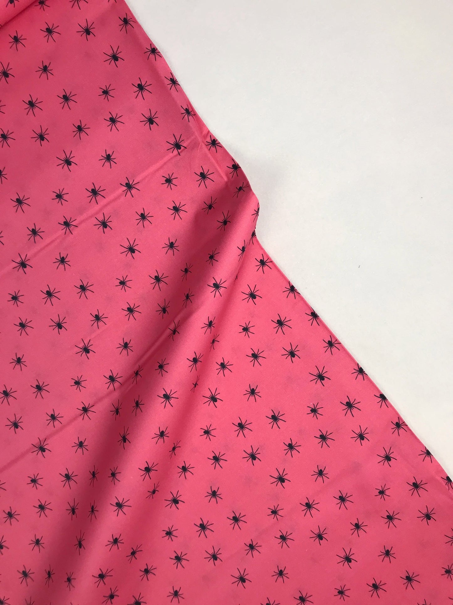 paintbrush studio fabric teresa chan drop dead gorgeous spiders pink quilters cotton Fabric Fetish