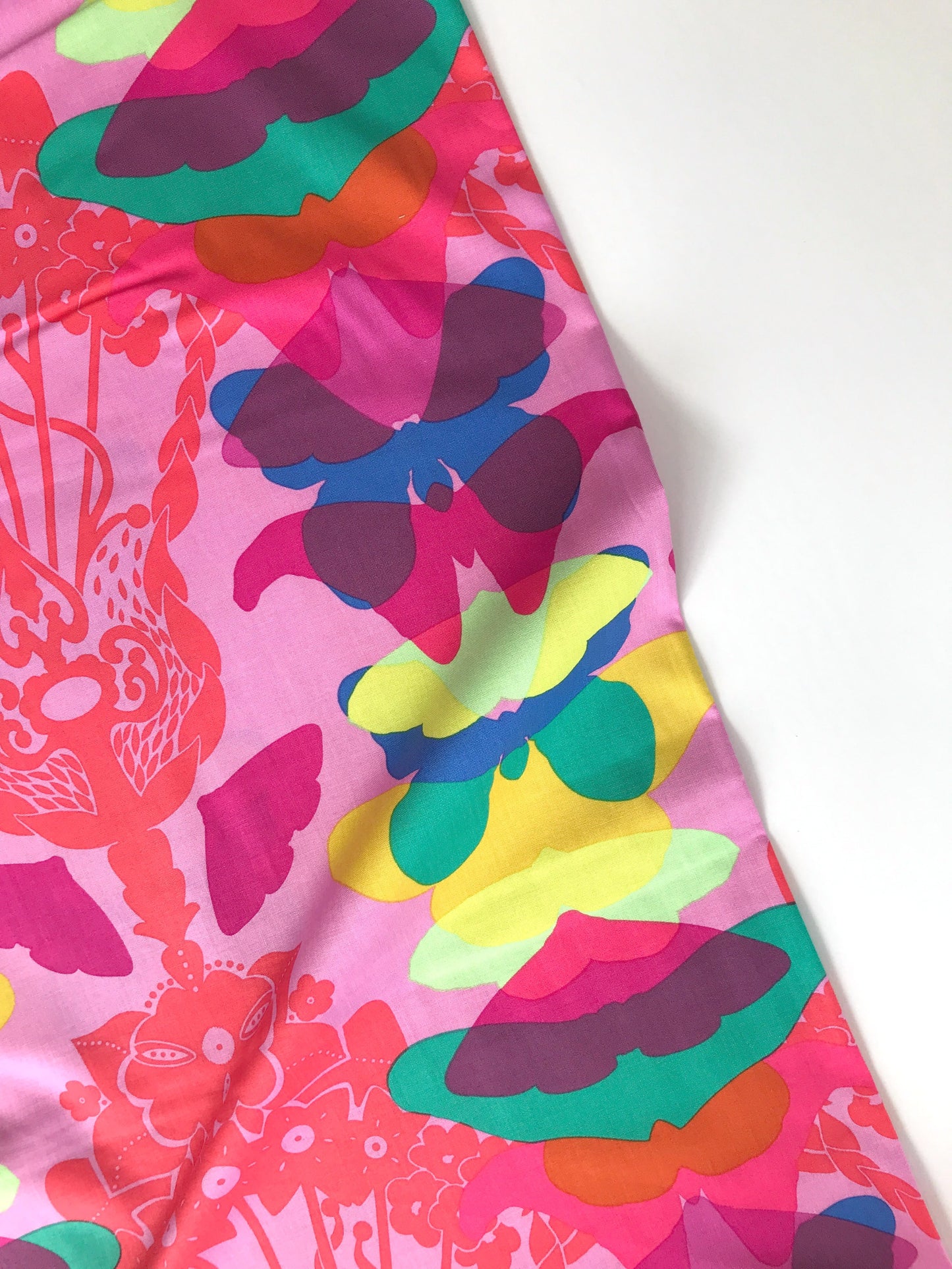 freespirit fabric anna maria horner hindsight ghost nouveau lilac Fabric Fetish