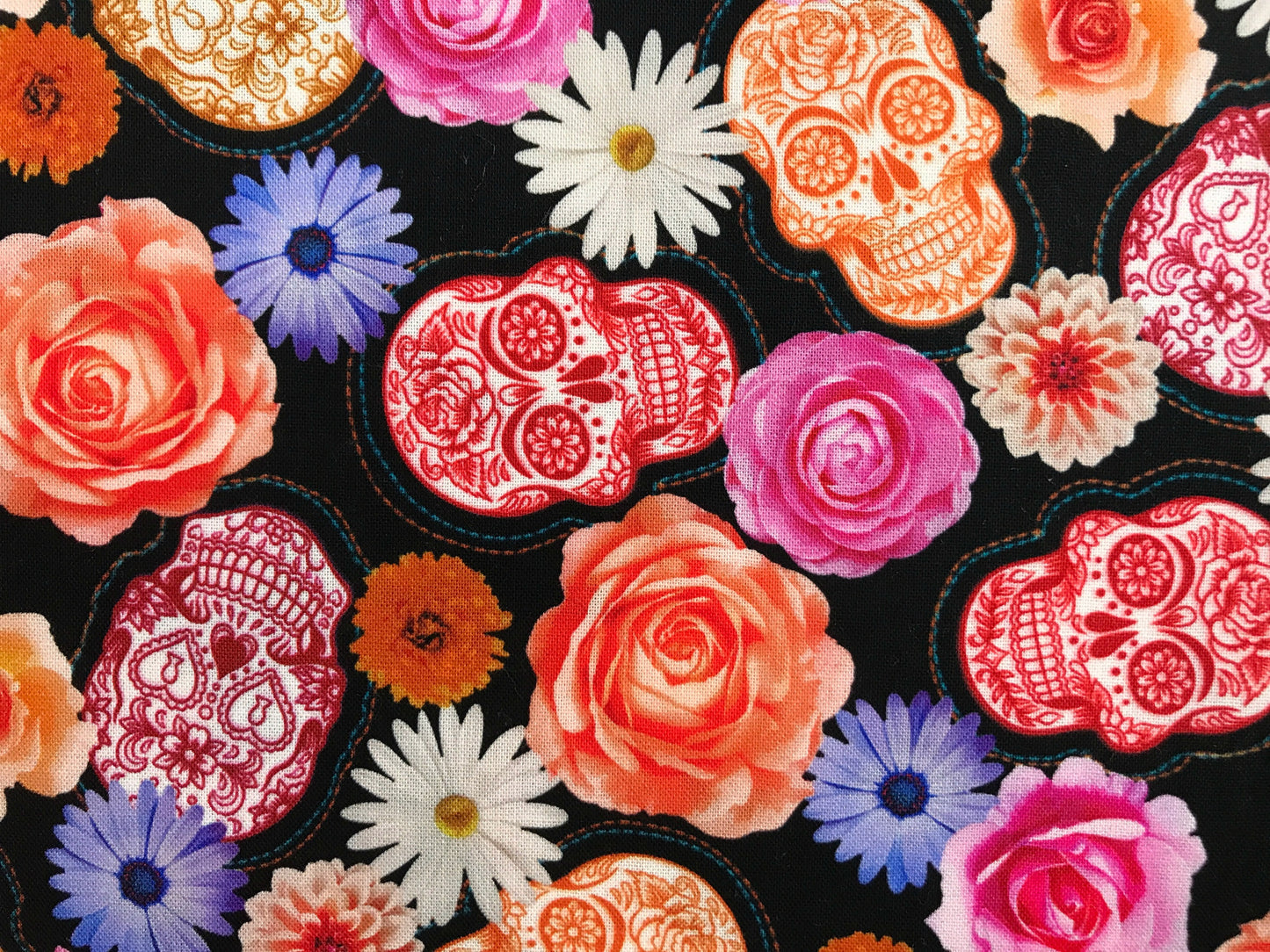 robert kaufman sugar skulls black frida kahlo Fabric Fetish