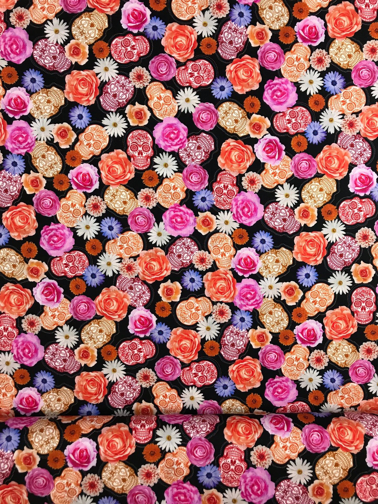 robert kaufman sugar skulls black frida kahlo Fabric Fetish