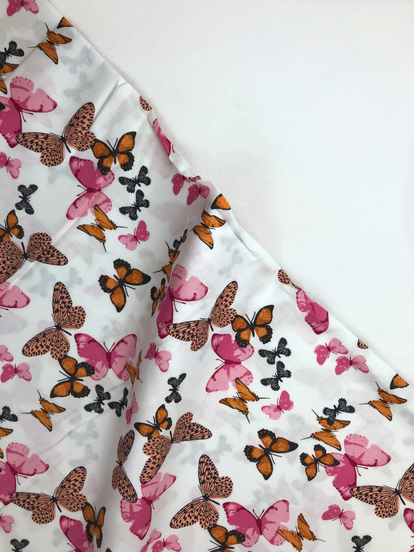 RJR Fabrics - Butterflies in the Garden - Traveling Butterflies
