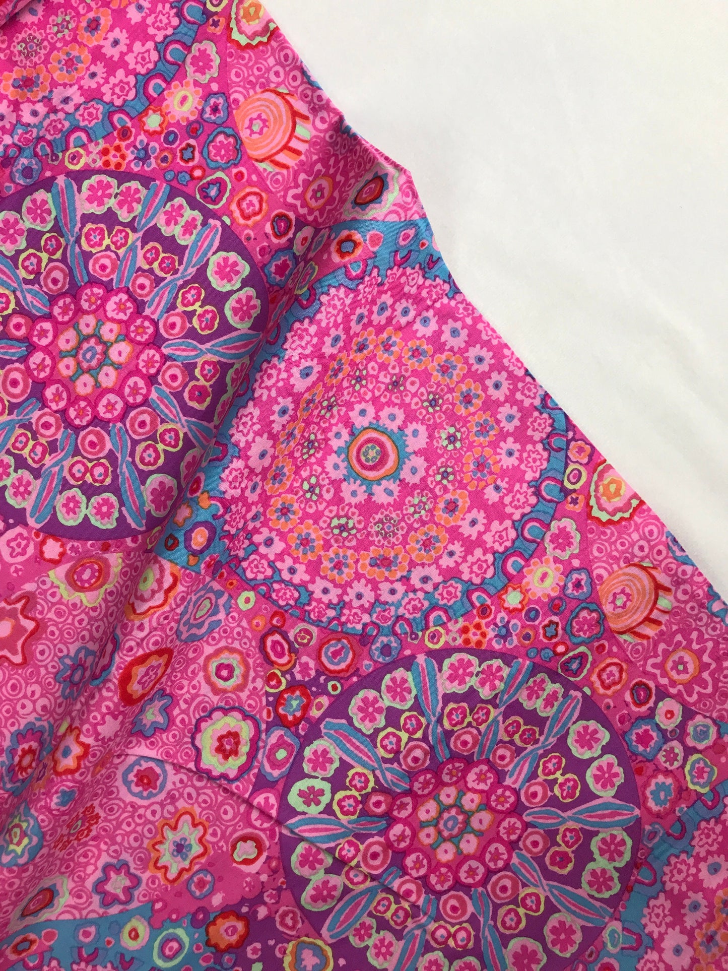Millefiore Mauve GP92 MAUVE Kaffe Fassett Classics 100% Quilters Cotton Fabric Fetish