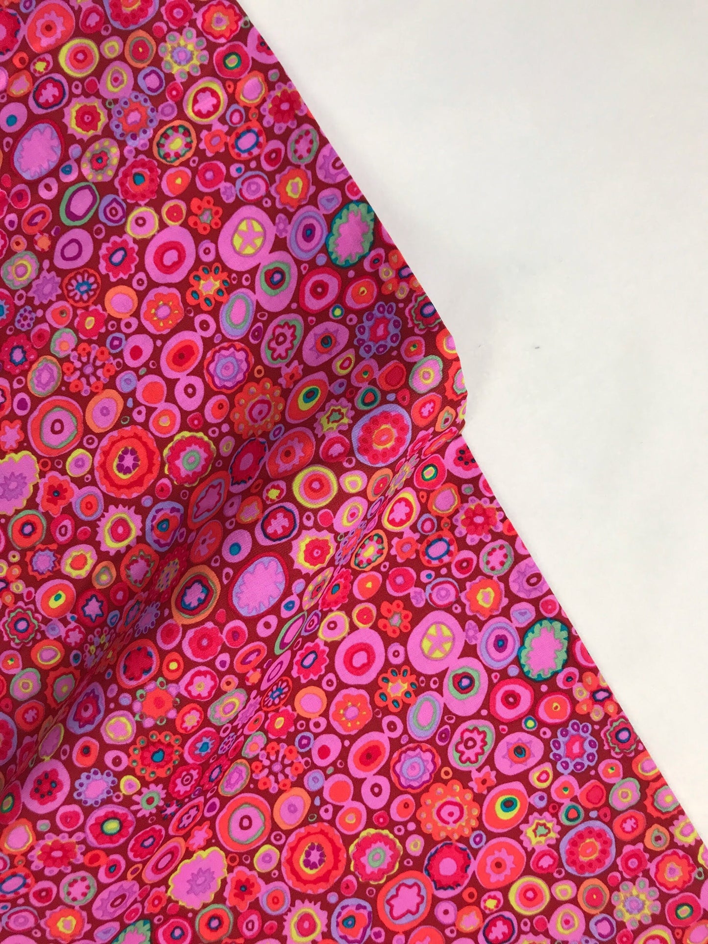 Paperweight Paprika Kaffe Fassett Collective Classics Collection FreeSpirit Fabric PWGP020 100% Quilters Cotton Fabric Fetish