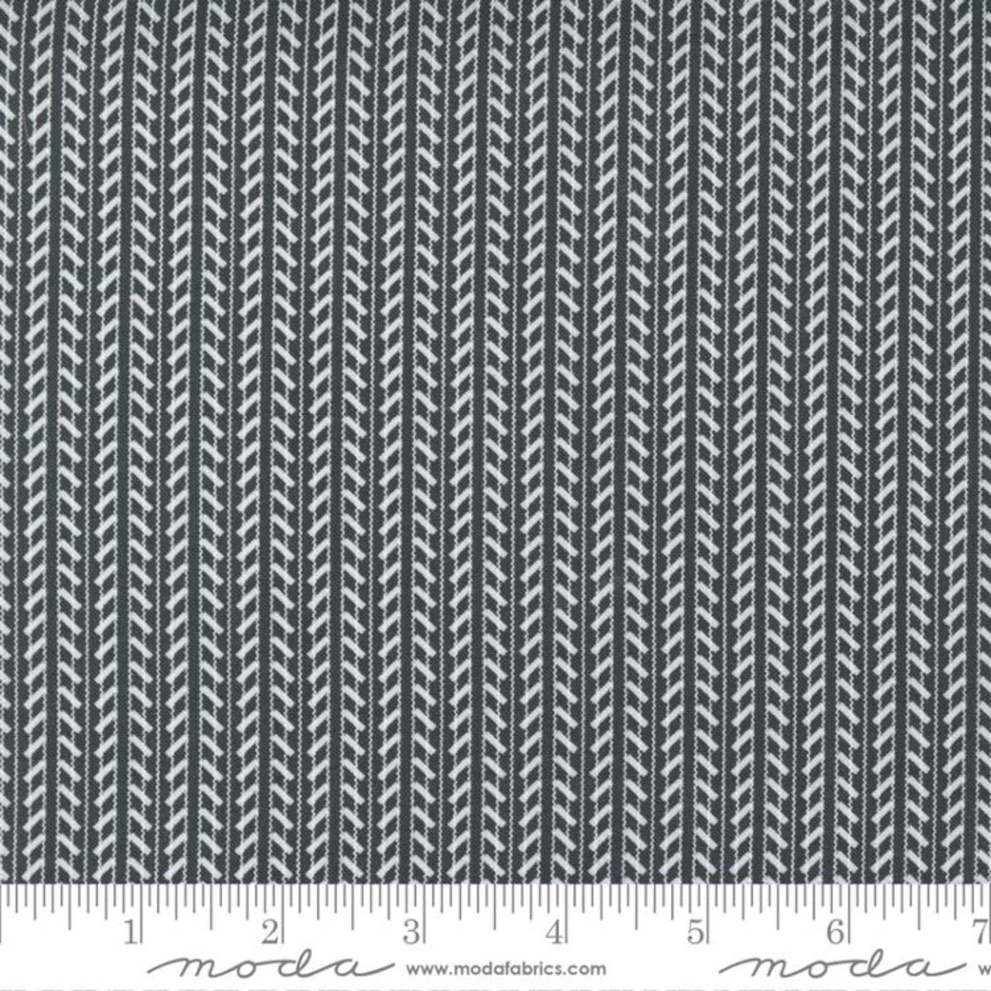 Santa Tracks Black Red Barn Christmas Sweetwater Moda Quilters Cotton 55535 23 Fabric Fetish