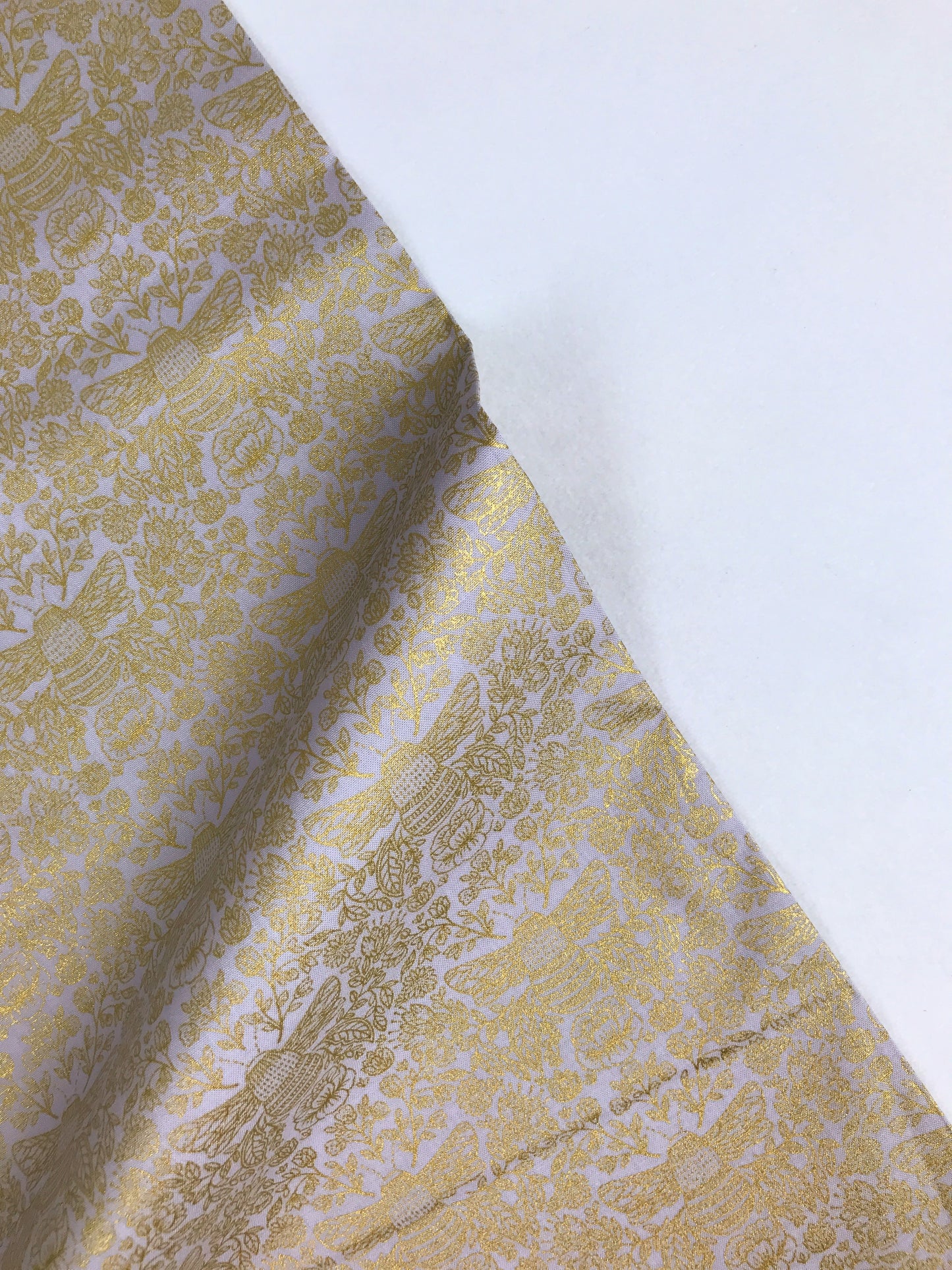 jade mosinski rjr fabrics summer in the cotswolds bees knees dusk Fabric Fetish