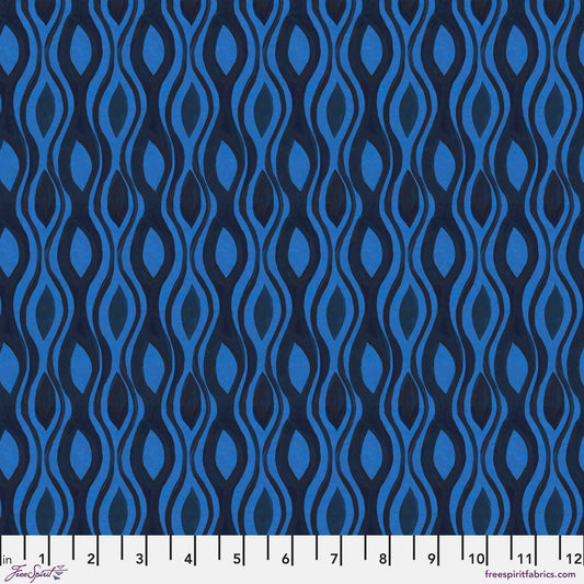 Pool Blue Flowerfields Sarah Campbell Freespirit Fabrics 100% Quilters Cotton Fabric Fetish